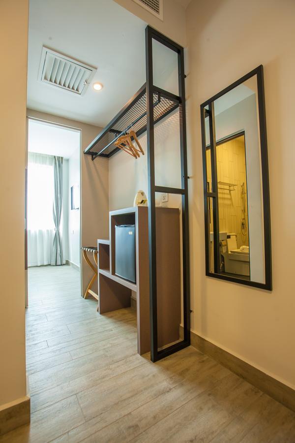 Bzz Hotel Skudai Ngoại thất bức ảnh
