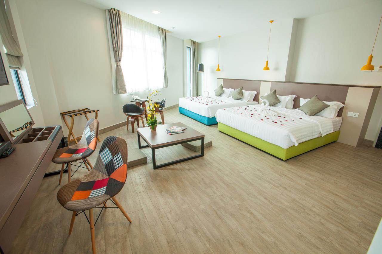 Bzz Hotel Skudai Ngoại thất bức ảnh