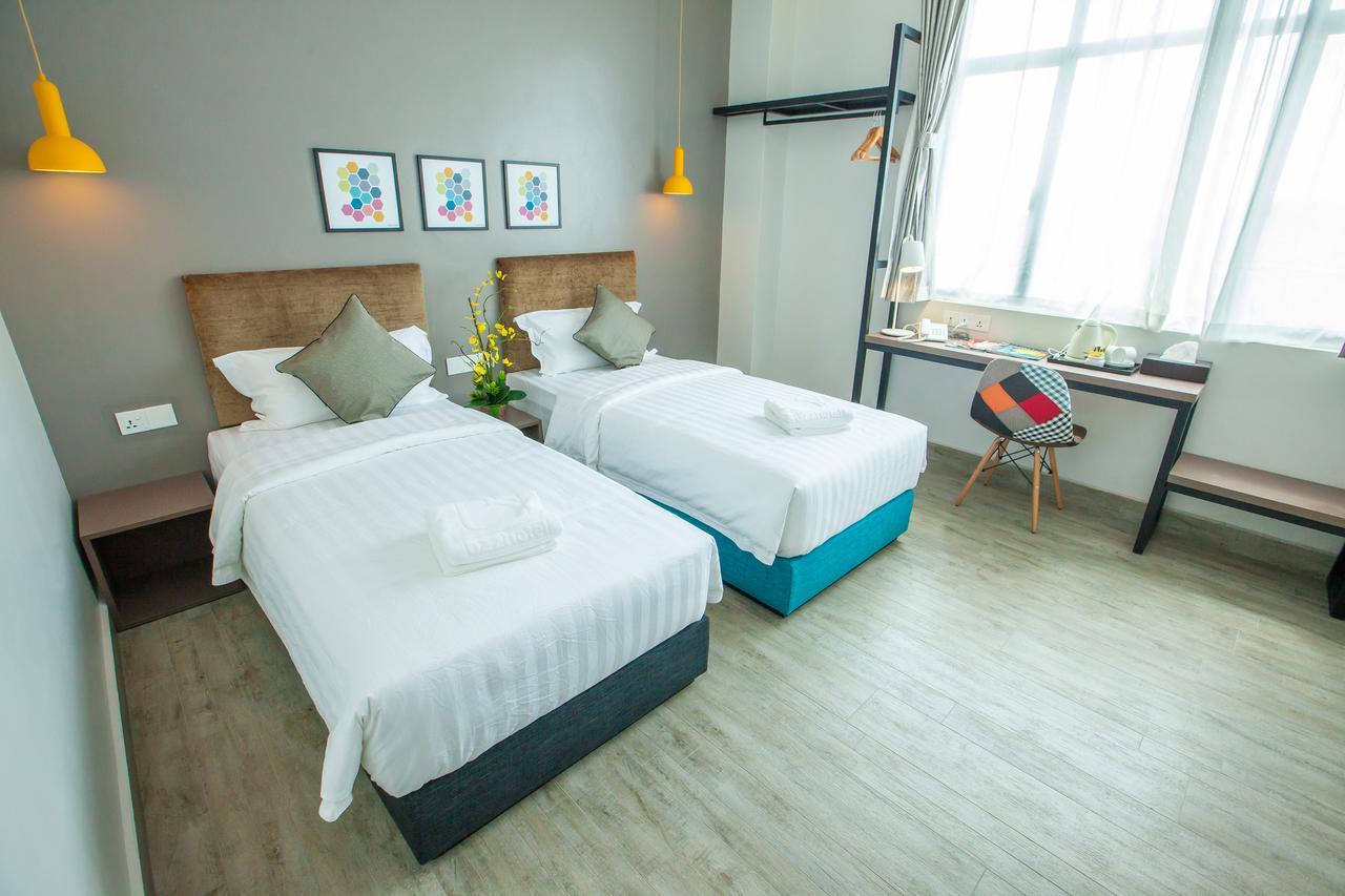 Bzz Hotel Skudai Ngoại thất bức ảnh