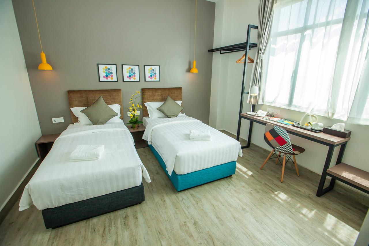 Bzz Hotel Skudai Ngoại thất bức ảnh