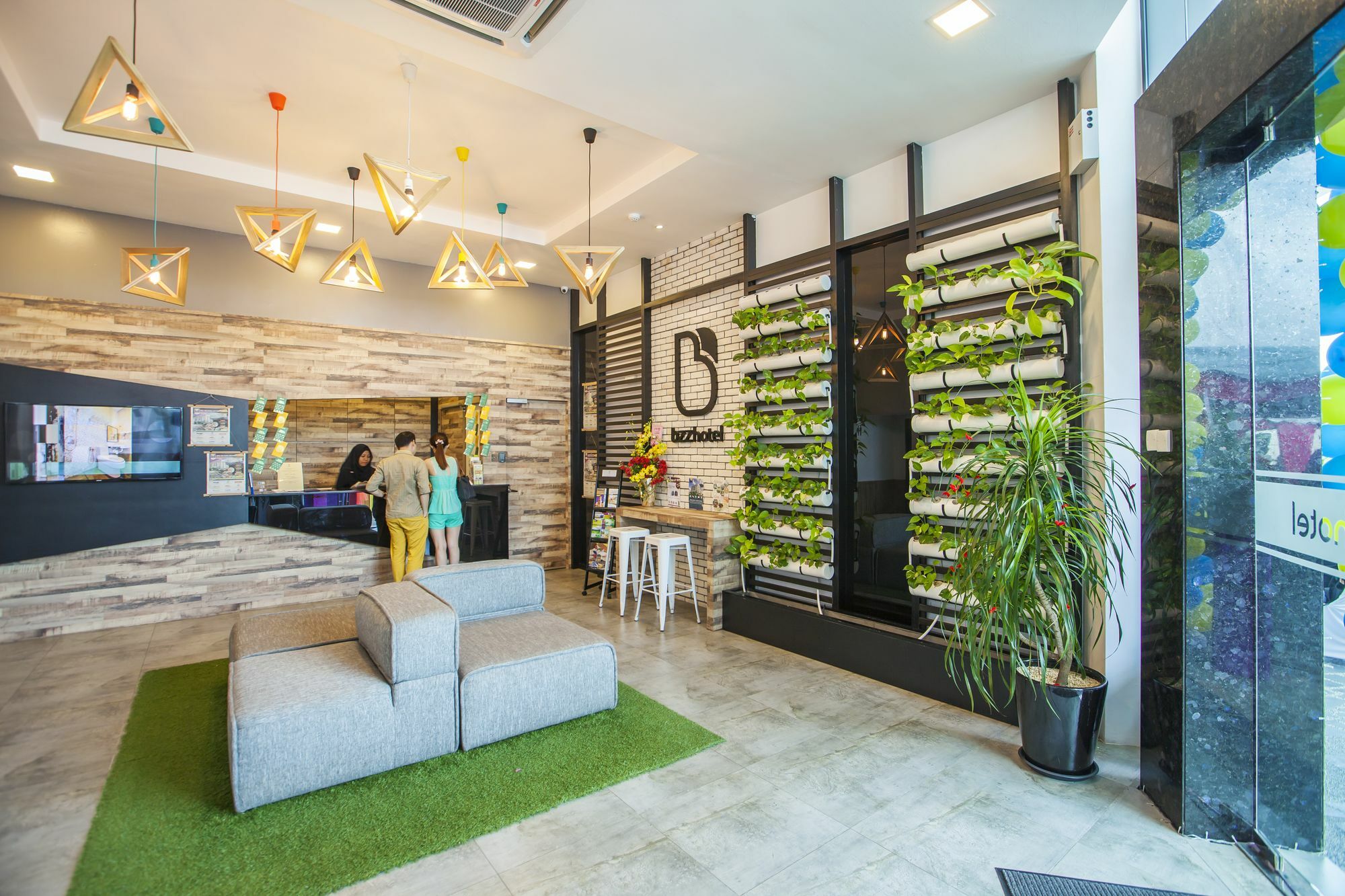 Bzz Hotel Skudai Ngoại thất bức ảnh