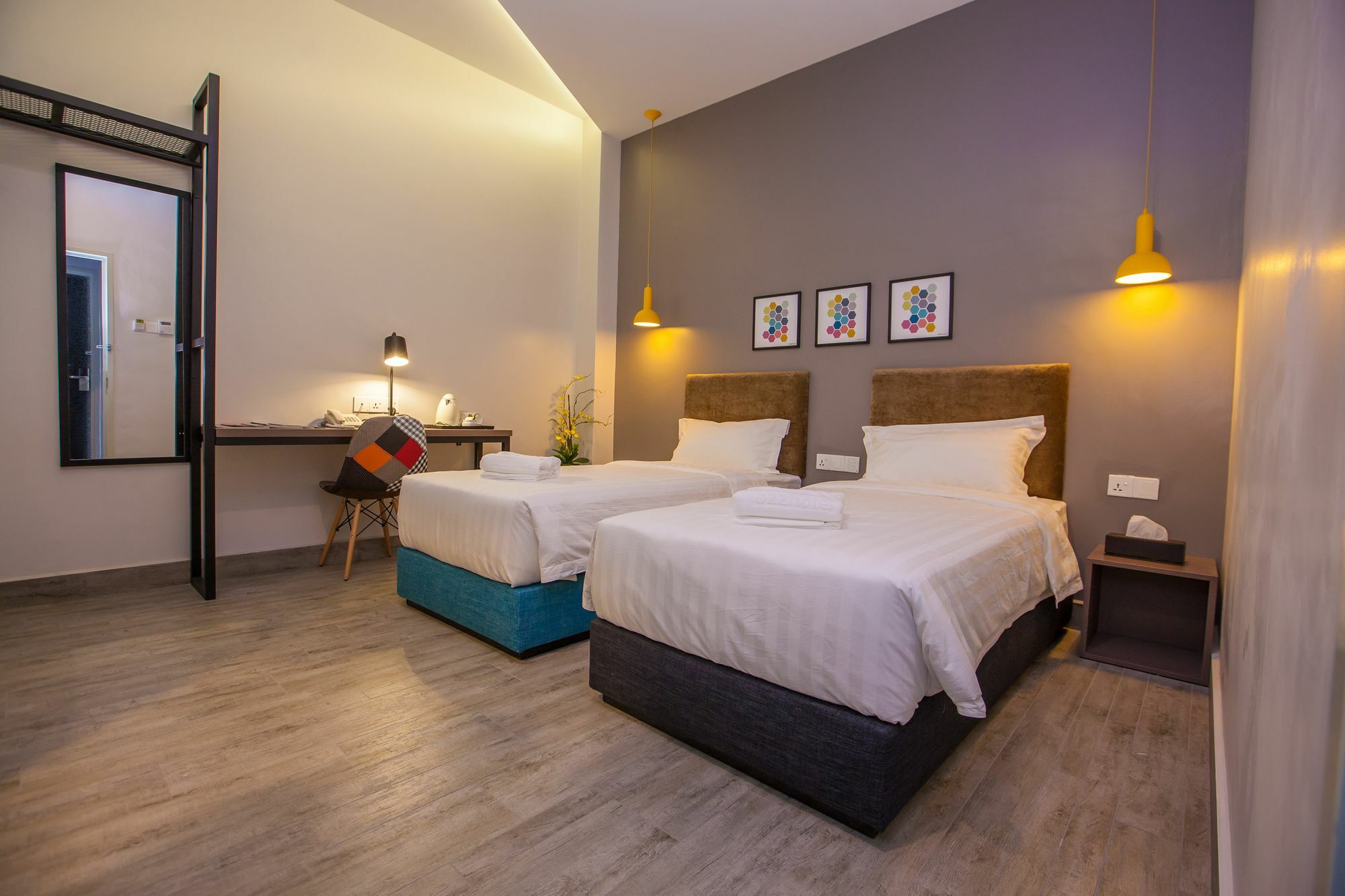 Bzz Hotel Skudai Ngoại thất bức ảnh