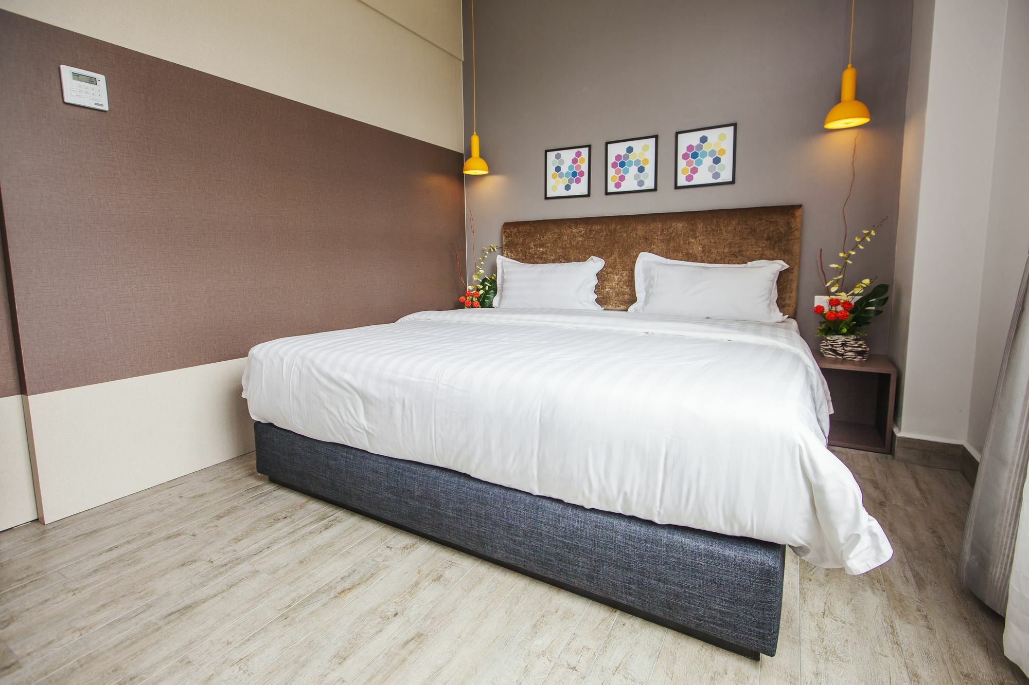 Bzz Hotel Skudai Ngoại thất bức ảnh