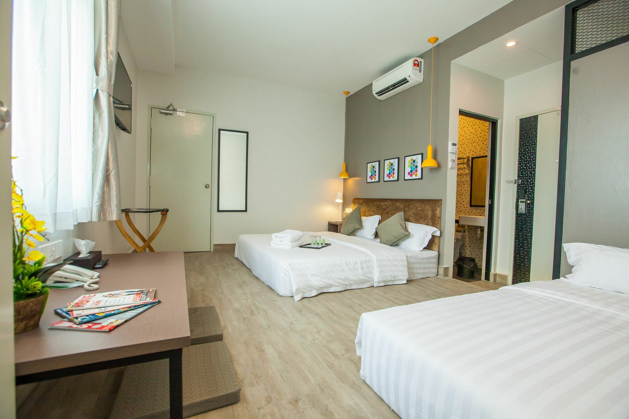 Bzz Hotel Skudai Ngoại thất bức ảnh