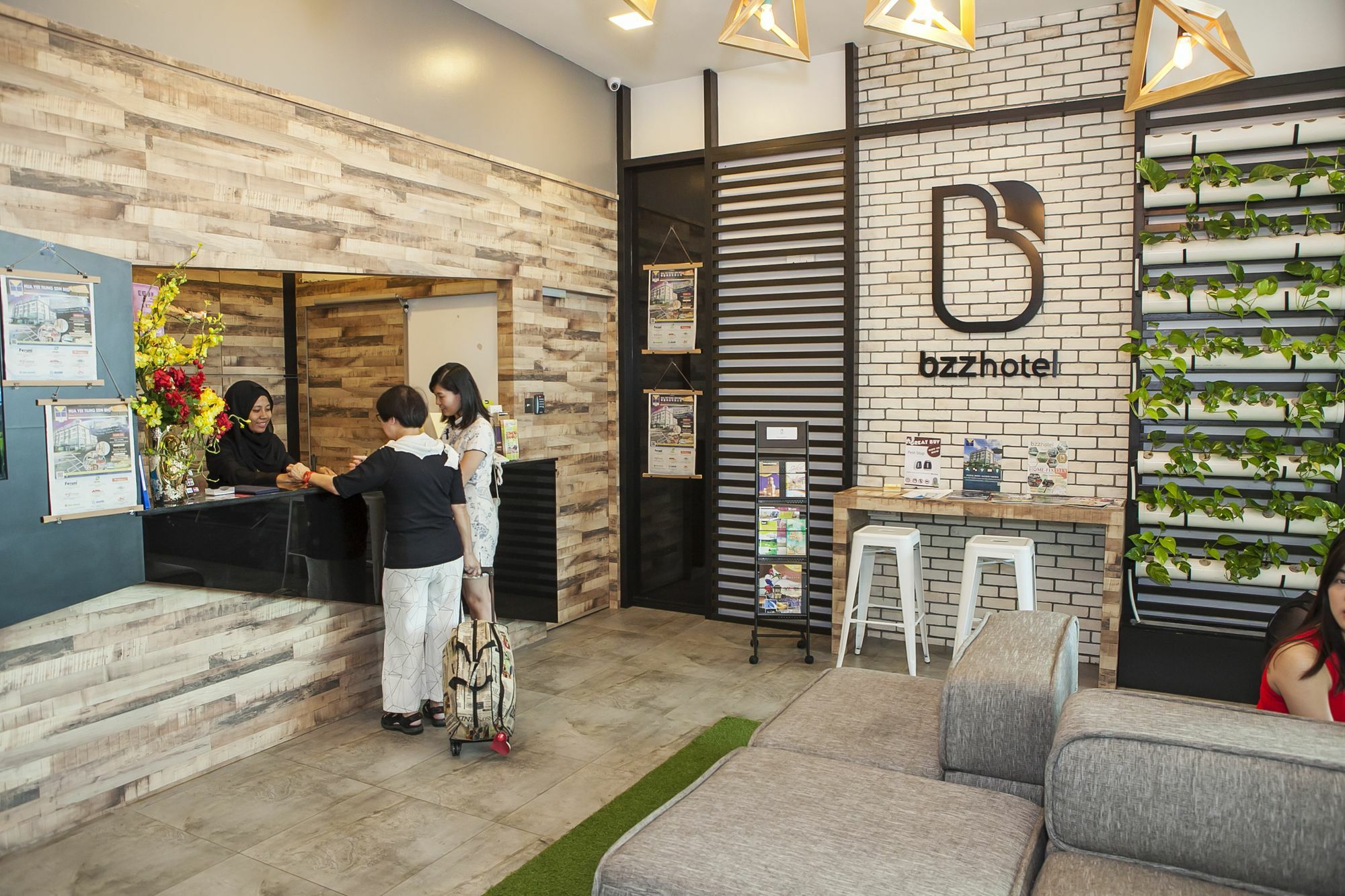 Bzz Hotel Skudai Ngoại thất bức ảnh